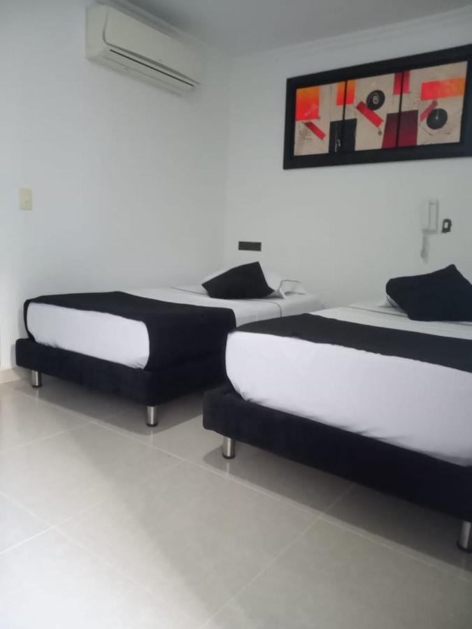 Confort Plaza Hotel Вильявисенсио Экстерьер фото
