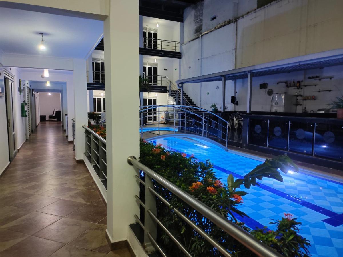 Confort Plaza Hotel Вильявисенсио Экстерьер фото